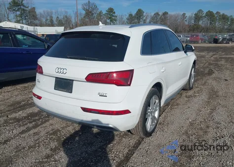 2018 Audi Q5 2.0T Premium/2.0T Tech Premium z USA, uszkodzony, nr VIN WA1BNAFY1J2211690